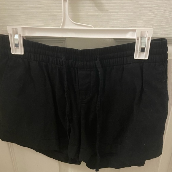 Linen Drawstring Shorts - Picture 1 of 4